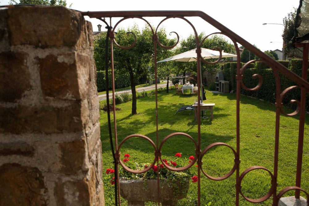 La Casa Griunit Villa Capriva del Friuli Exterior foto